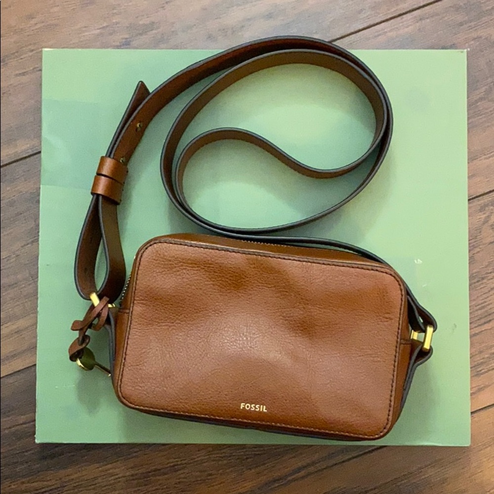 Fossil | Billie Small Crossbody - Brown